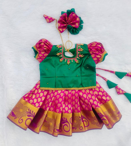 Green and Pink Pattu pavada