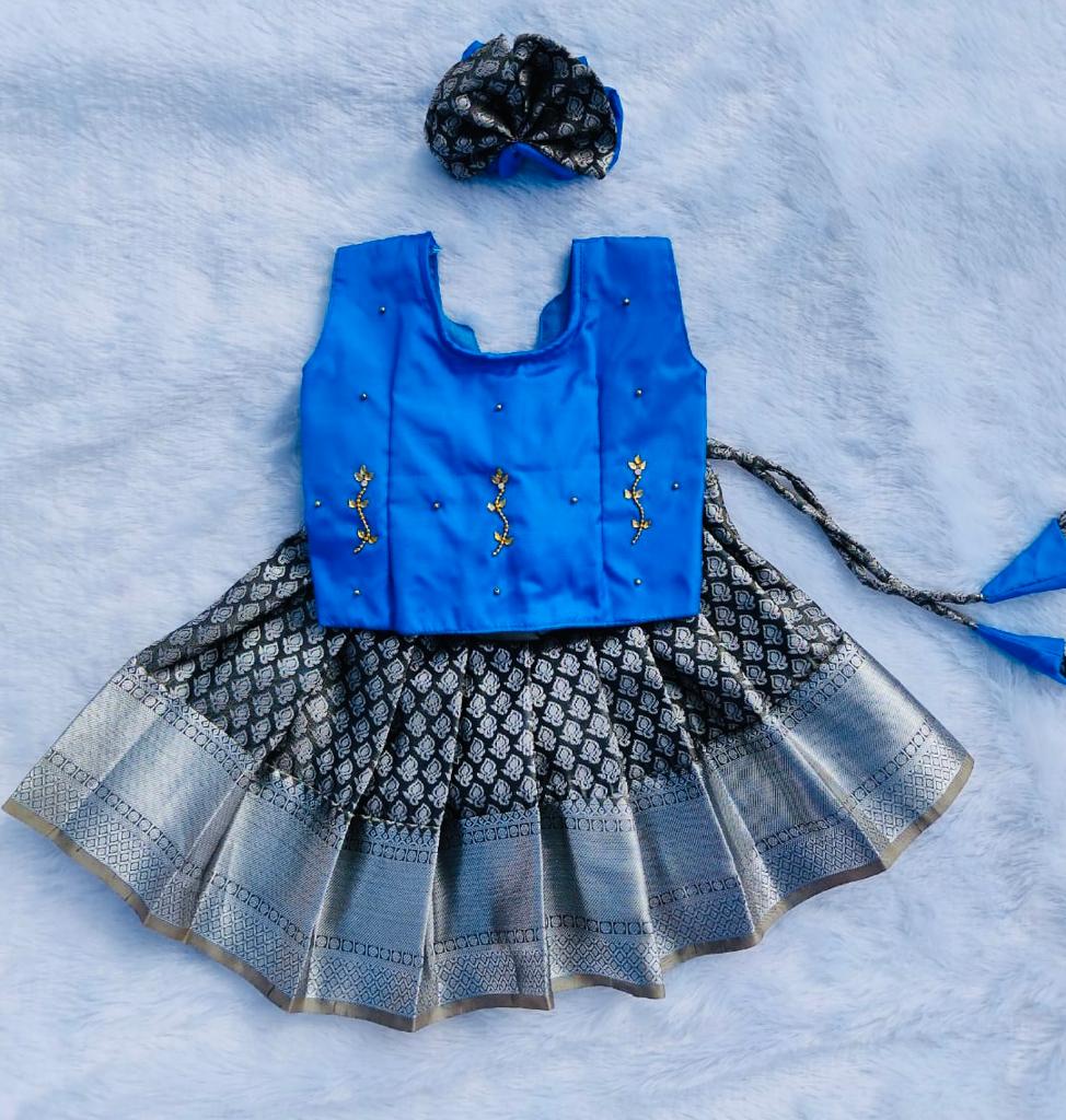 Rin Blue and Dark Grey Pattu pavada