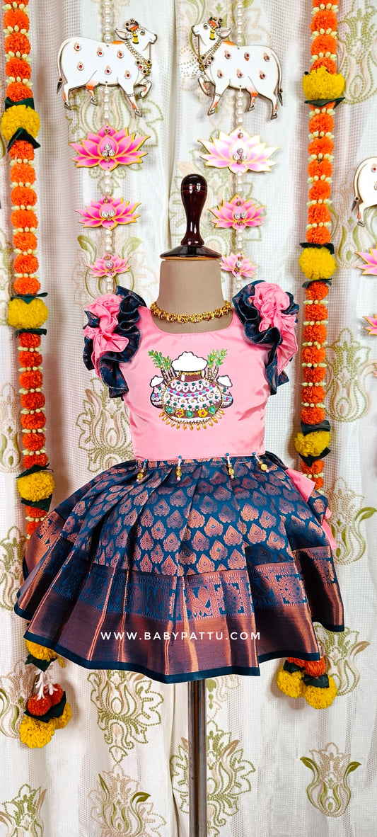 Pongal 2024 / Makara Sankranthi 2024 || Hand Painted PINK TOP AND PEACOCK BLUE BOTTOM PATTU PAVADA