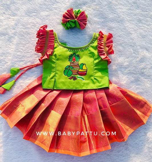 Beautiful Hand Painted Green & Peach Pattu Pavada