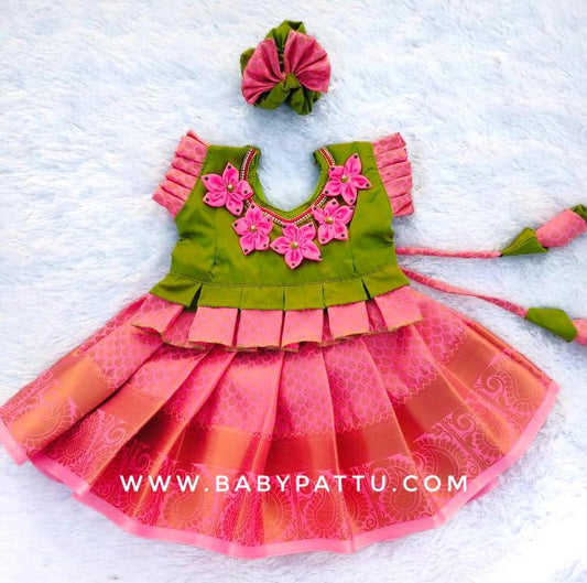 Green top and Pink bottom pattu pavada