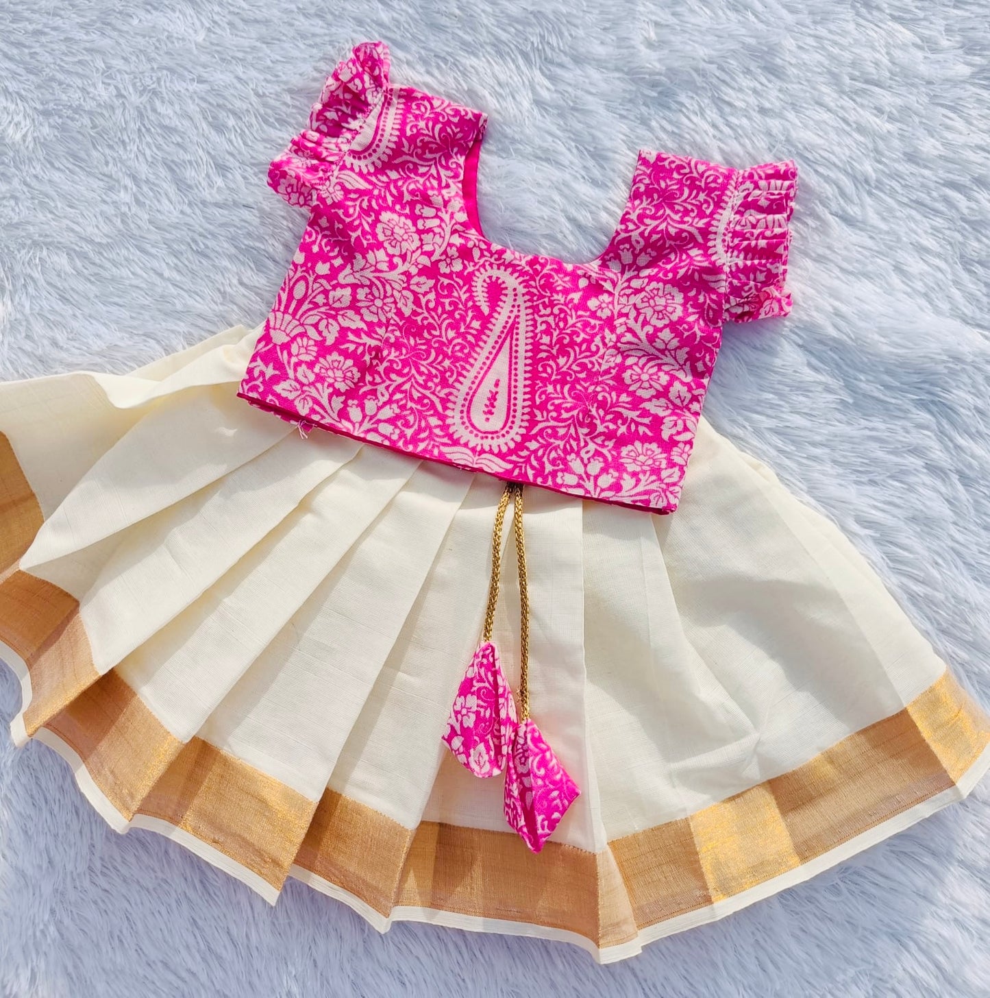 Pink floral printed Cotton Crop Top and Kerala Cotton Bottom